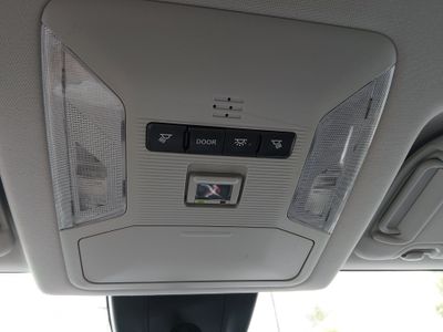 2021 Toyota RAV4 — photo 19 view