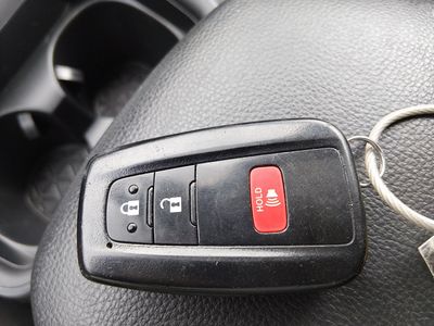 2021 Toyota RAV4 — photo 15 view