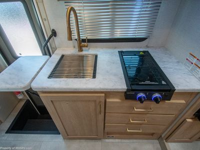 2026 Thor Motor Coach Chateau - Photo 15