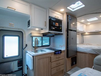2026 Thor Motor Coach Chateau - Photo 13