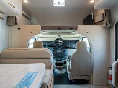 2026 Thor Motor Coach Chateau - Photo 5