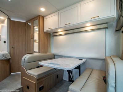 2026 Thor Motor Coach Chateau - Photo 9
