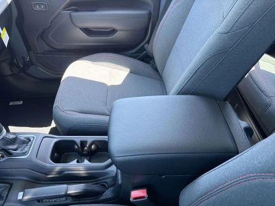 2026 Jeep Gladiator — photo 17 view
