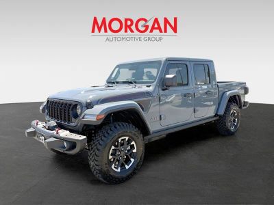 2026 Jeep Gladiator — engine compartment view