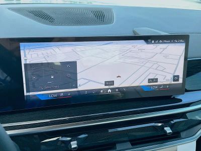 2026 BMW X7 — photo 11 view