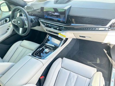 2026 BMW X7 — photo 23 view