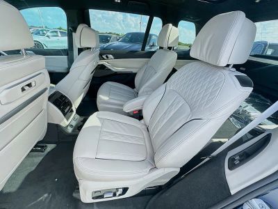 2026 BMW X7 — photo 20 view