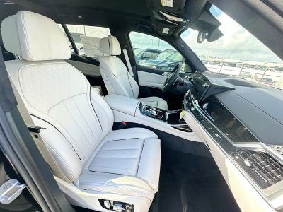 2026 BMW X7 — photo 22 view
