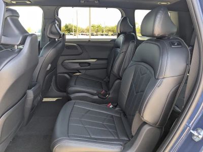 2027 Kia Telluride Hybrid — photo 18 view