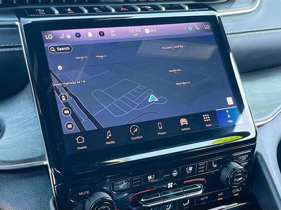 2025 Jeep Grand Cherokee - Photo 13