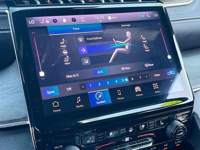 2025 Jeep Grand Cherokee - Photo 21
