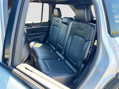 2025 Jeep Grand Cherokee - Photo 26
