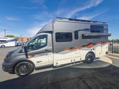 2027 Winnebago EKKO — photo 21 view