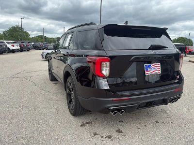 2022 Ford Explorer — interior view