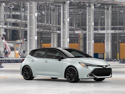 2026 Toyota Corolla Hatchback - Photo 14