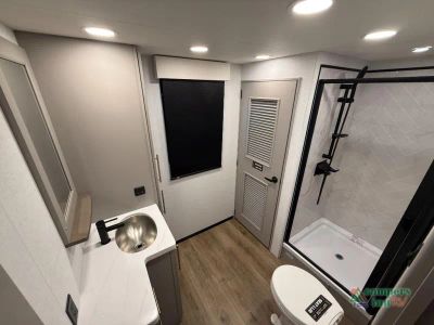 2026 Alliance RV Benchmark — photo 36 view