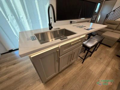2026 Alliance RV Benchmark — photo 14 view