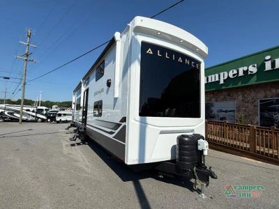 2026 Alliance RV Benchmark — front three-quarter view