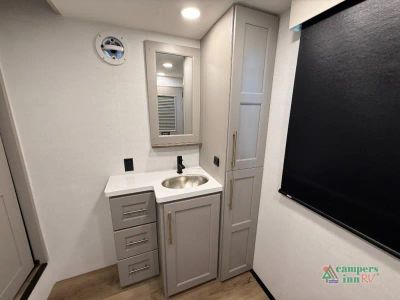 2026 Alliance RV Benchmark — photo 37 view