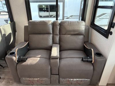 2026 Jayco Eagle HT - Photo 13