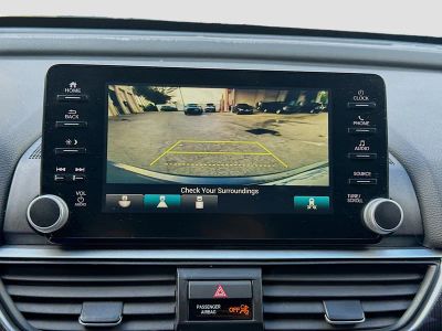 2019 Honda Accord Sedan — photo 13 view