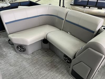 2022 QWEST 818 E XRE CRUISE LTZ - Photo 22
