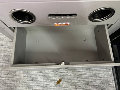 2022 QWEST 818 E XRE CRUISE LTZ - Photo 17