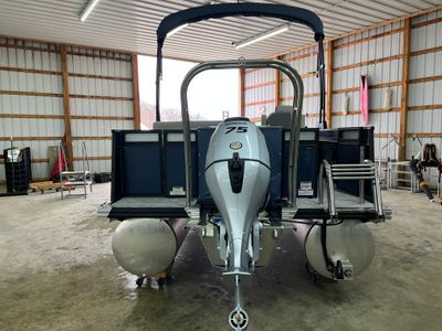 2022 QWEST 818 E XRE CRUISE LTZ - Photo 7