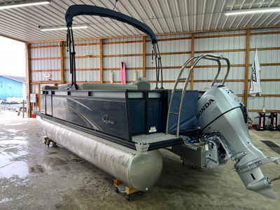 2022 QWEST 818 E XRE CRUISE LTZ - Photo 8