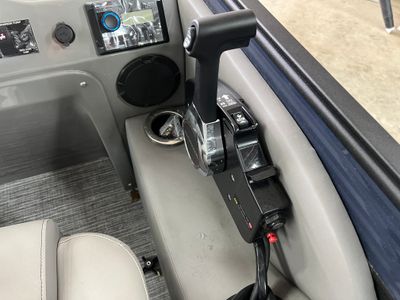 2022 QWEST 818 E XRE CRUISE LTZ - Photo 20