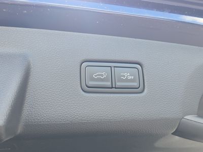 2026 Kia Carnival Hybrid — photo 11 view