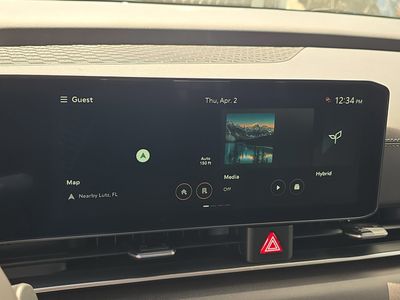 2026 Kia Carnival Hybrid — photo 24 view