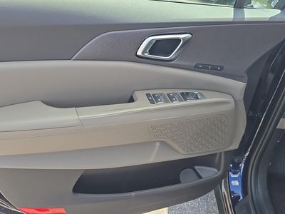 2026 Kia Carnival Hybrid — photo 19 view