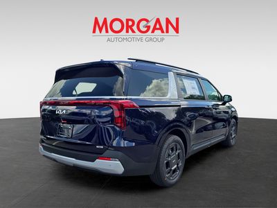 2026 Kia Carnival Hybrid — photo 8 view