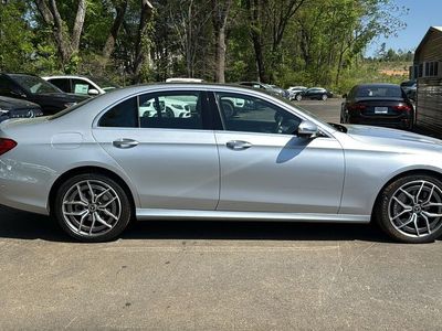 2021 Mercedes-Benz E-Class - Photo 3