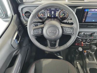 2026 Jeep Wrangler — photo 11 view