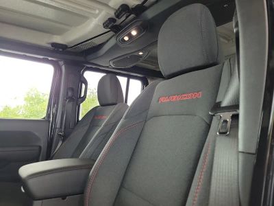 2026 Jeep Wrangler — photo 17 view