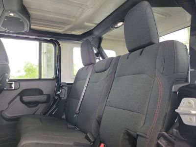 2026 Jeep Wrangler — photo 7 view