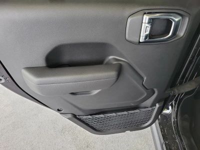 2026 Jeep Wrangler — photo 12 view