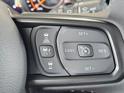 2026 Jeep Wrangler — photo 23 view
