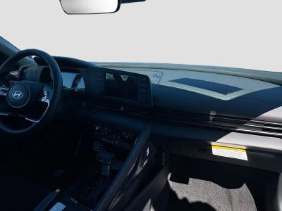 2026 Hyundai ELANTRA — photo 21 view