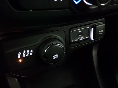 2023 Jeep Renegade - Photo 20