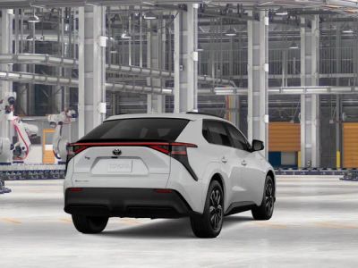 2026 Toyota bZ - Photo 11