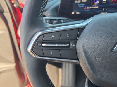 2025 Chevrolet Traverse - Photo 24