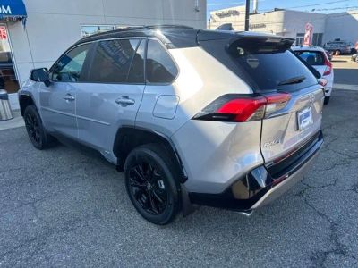 2024 Toyota RAV4 Hybrid - Photo 17
