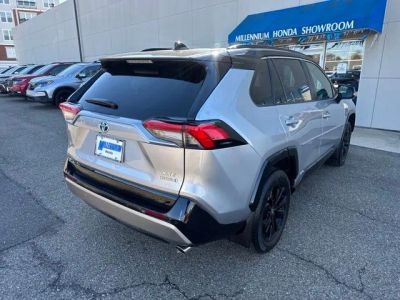 2024 Toyota RAV4 Hybrid - Photo 18