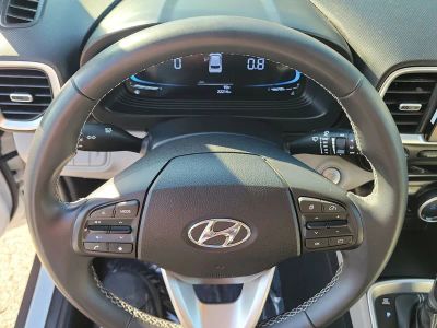 2024 Hyundai Venue — photo 21 view