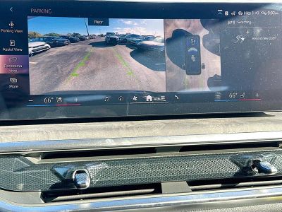 2026 BMW X7 — photo 11 view