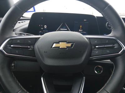 2025 Chevrolet Traverse - Photo 12