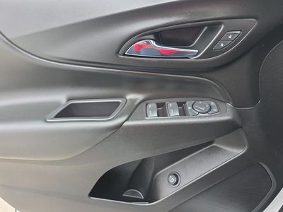 2019 Chevrolet Equinox — photo 20 view